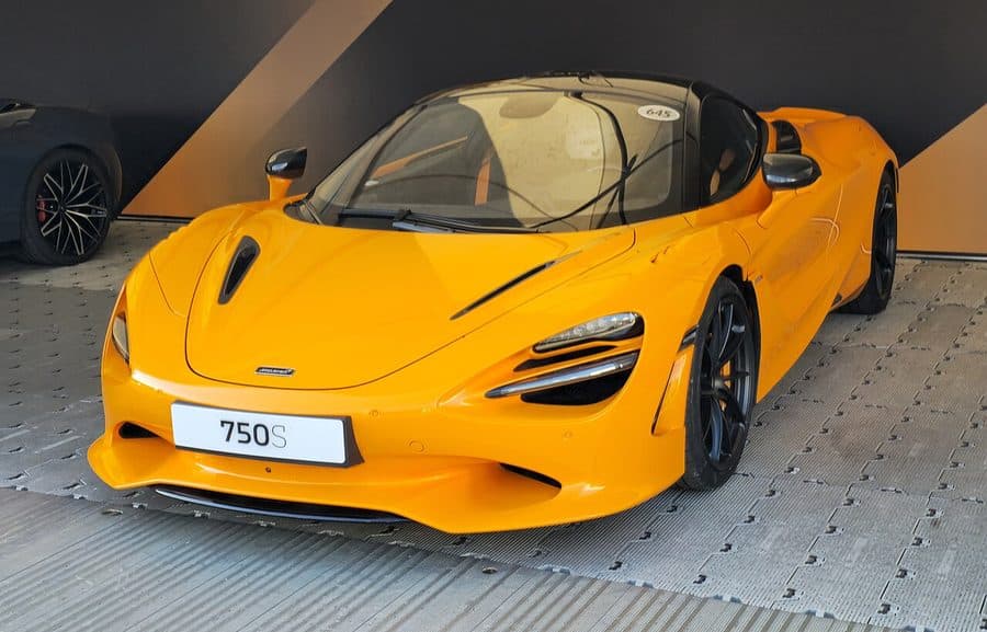 McLaren 750S 실차 사진