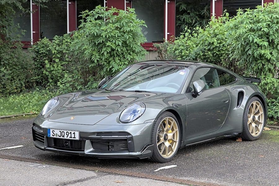 Porsche 911 터보 S 실차 사진